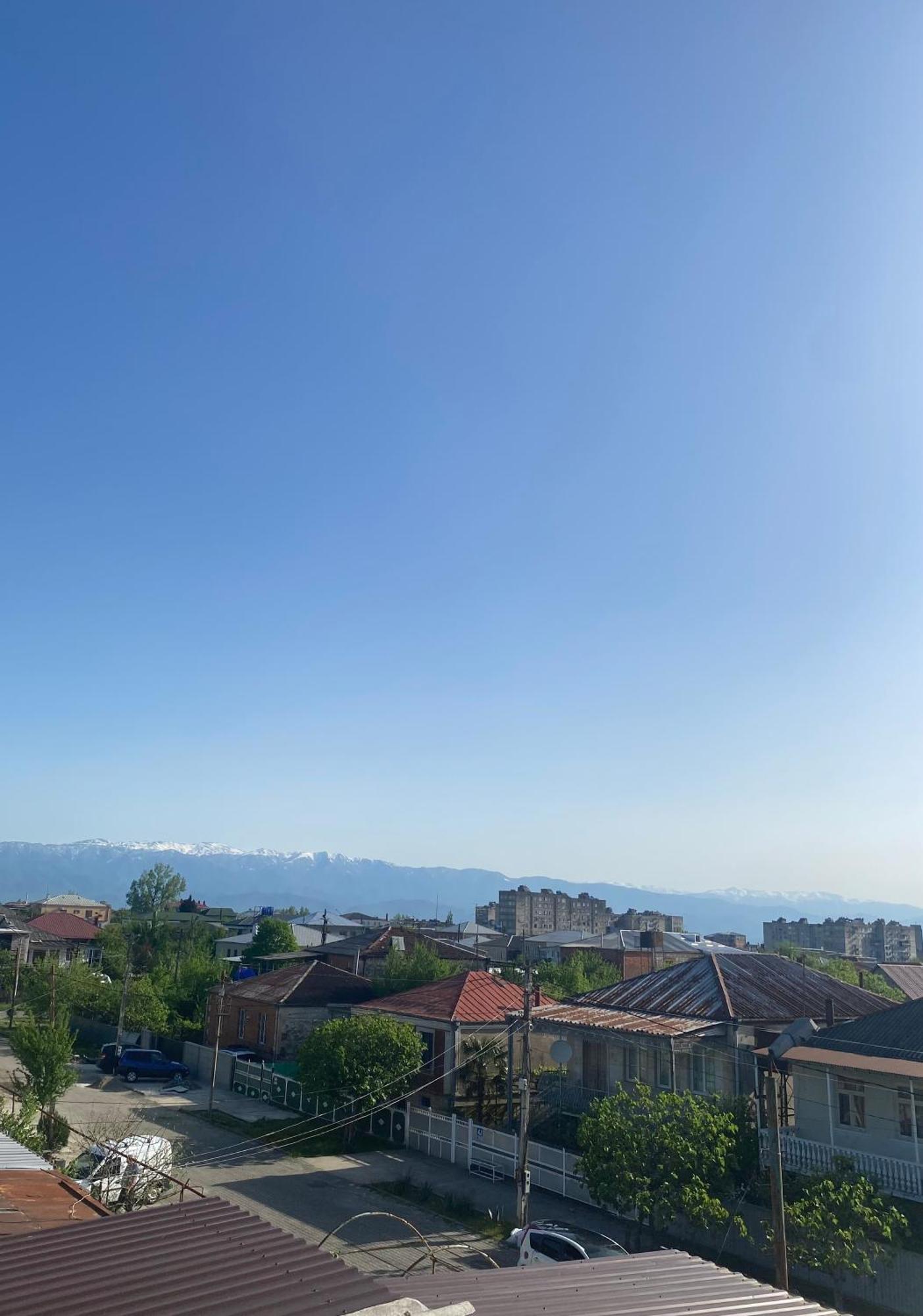 Relax Station Hotel Kutaisi Exterior photo
